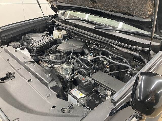 TOYOTA LANDCRUISER PRADO 2023 Image 31