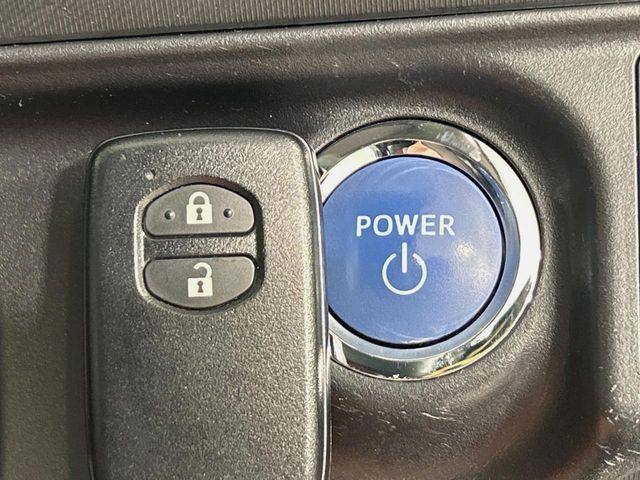 TOYOTA AQUA 2015 Image 31