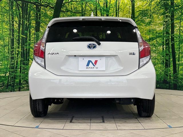 TOYOTA AQUA 2015 Image 31