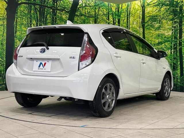 TOYOTA AQUA 2015 Image 31