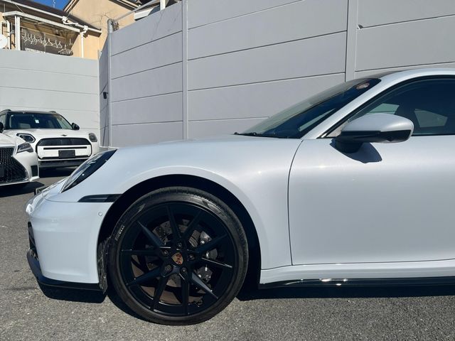 PORSCHE 911 2025 Image 31