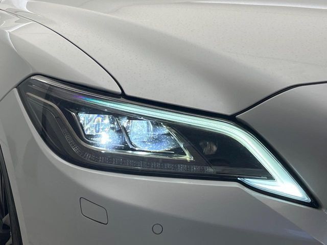 TOYOTA CROWN SEDAN HYBRID 2022 Image 31