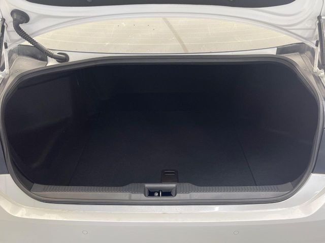 TOYOTA CROWN SEDAN HYBRID 2022 Image 31