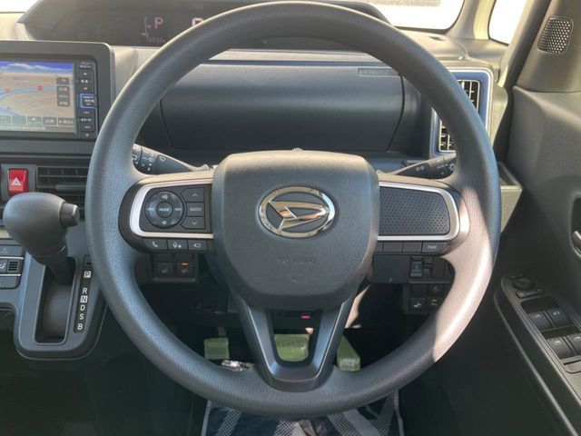 DAIHATSU TANTO 2021 Image 31