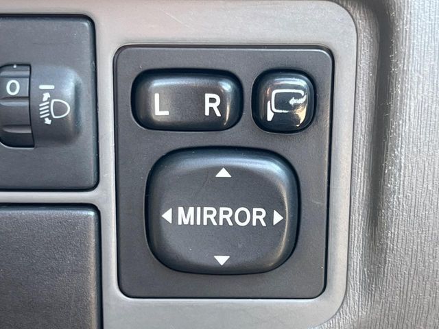 TOYOTA PRIUS 2009 Image 31