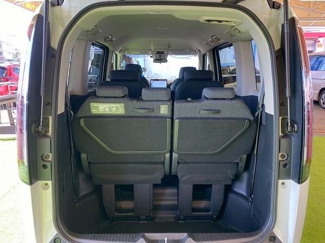 HONDA STEPWAGON E:HEV 2024 Image 31