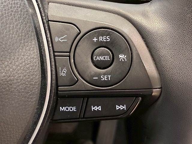 TOYOTA RAV4 HYBRID 4WD 2022 Image 31