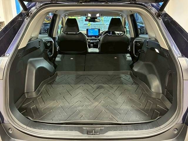 TOYOTA RAV4 HYBRID 4WD 2022 Image 31