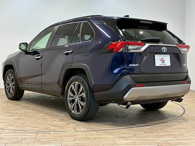 TOYOTA RAV4 HYBRID 4WD 2022 Image 31