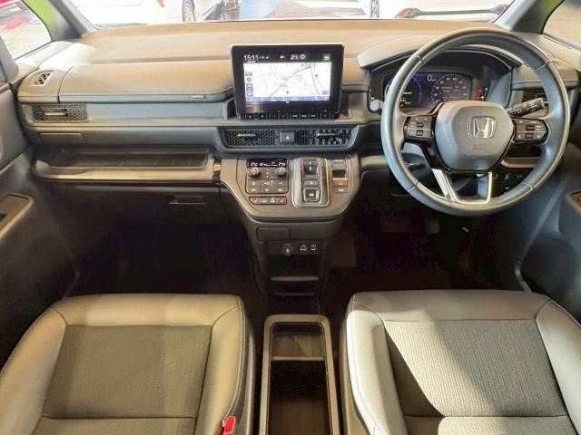HONDA STEPWAGON E:HEV 2022 Image 31