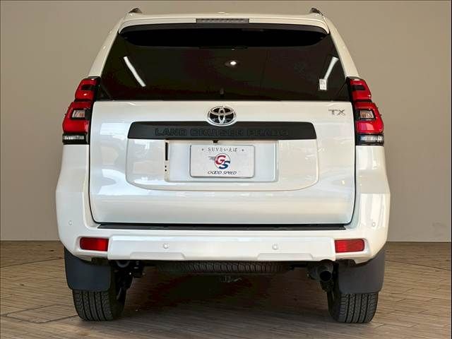 TOYOTA LANDCRUISER PRADO 2023 Image 31