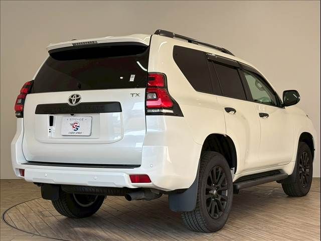 TOYOTA LANDCRUISER PRADO 2023 Image 31