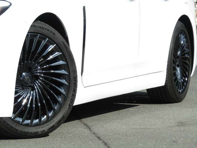 TOYOTA CROWN SEDAN HYBRID 2024 Image 31