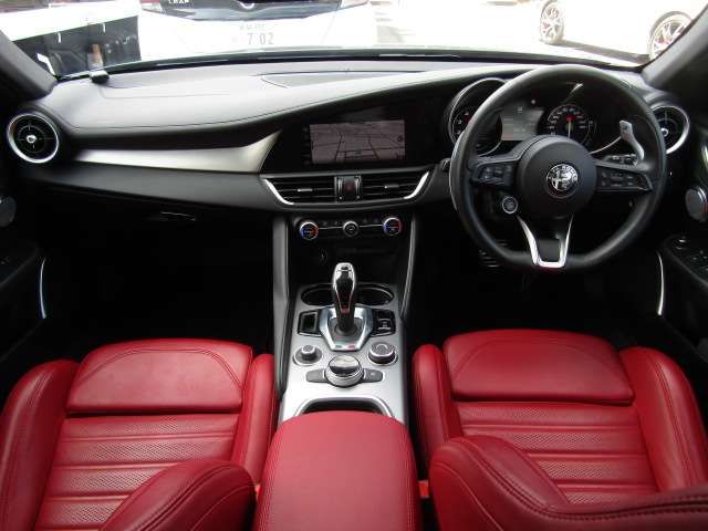 ALFAROMEO GIULIA 2022 Image 31