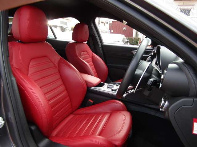 ALFAROMEO GIULIA 2022 Image 31