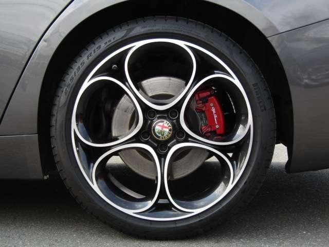 ALFAROMEO GIULIA 2022 Image 31