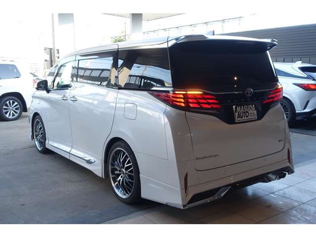 TOYOTA ALPHARD HYBRID 2023 Image 31