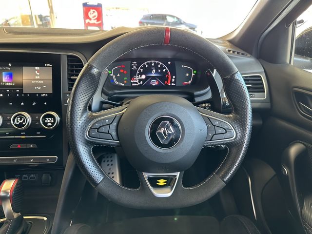 RENAULT MEGANE HATCH 2021 Image 31