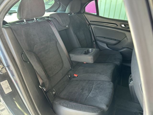 RENAULT MEGANE HATCH 2021 Image 31