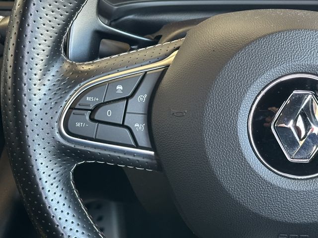 RENAULT MEGANE HATCH 2021 Image 31