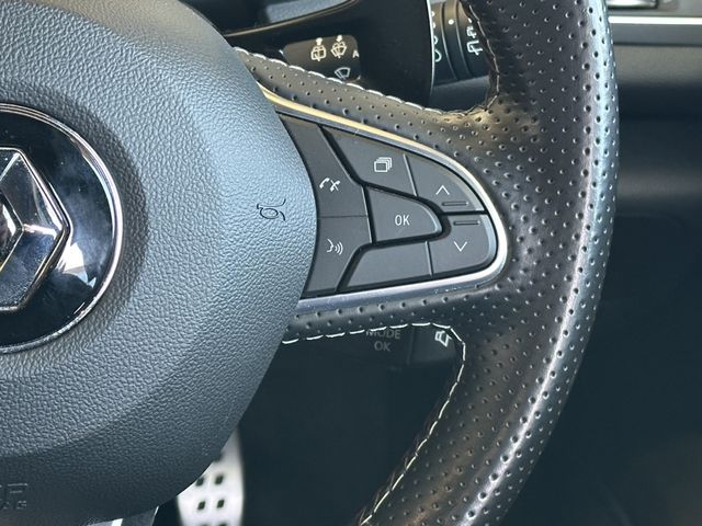 RENAULT MEGANE HATCH 2021 Image 31