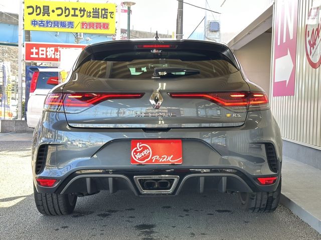 RENAULT MEGANE HATCH 2021 Image 31