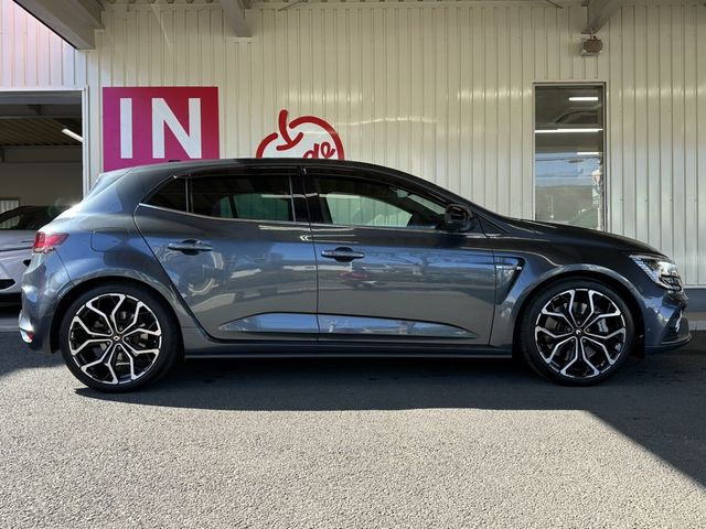RENAULT MEGANE HATCH 2021 Image 31