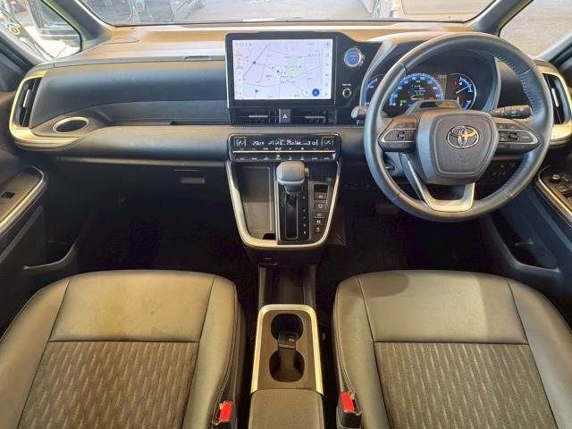 TOYOTA NOAH HYBRID 2022 Image 31