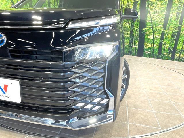 TOYOTA VOXY HYBRID 2025 Image 31