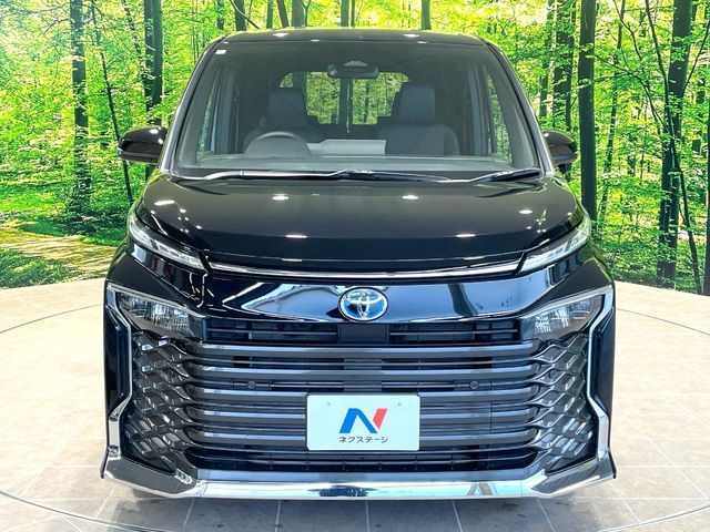 TOYOTA VOXY HYBRID 2025 Image 31