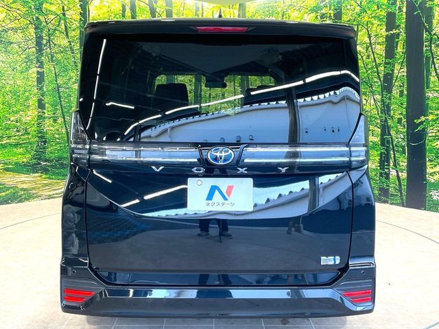 TOYOTA VOXY HYBRID 2025 Image 31