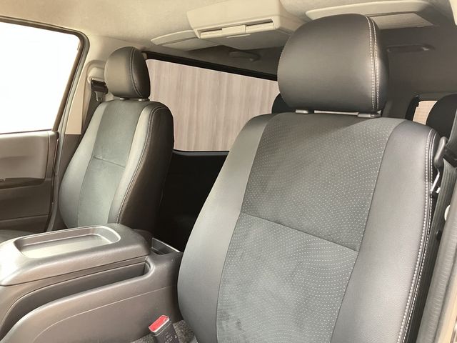 TOYOTA HIACE VAN 2WD 2017 Image 31