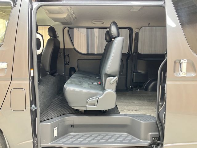 TOYOTA HIACE VAN 2WD 2017 Image 31