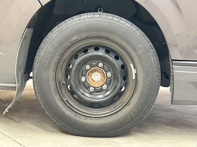 TOYOTA HIACE VAN 2WD 2017 Image 31