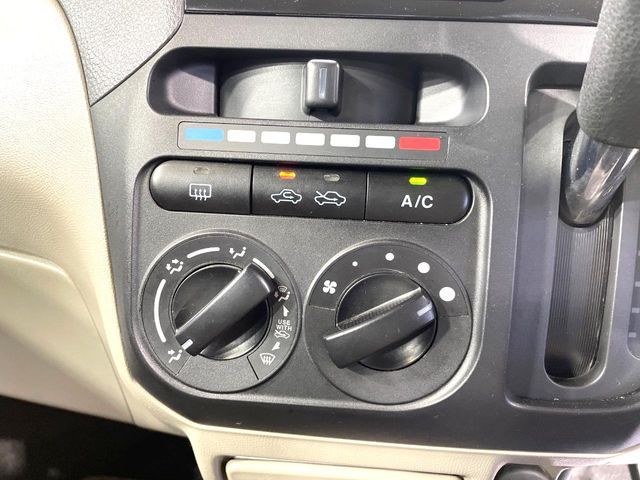 NISSAN ROOX 2010 Image 31