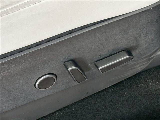 TESLA MODEL Y 2023 Image 31