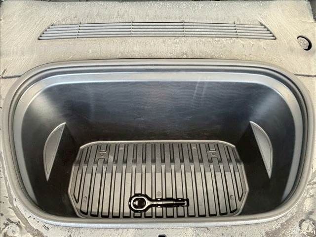 TESLA MODEL Y 2023 Image 31