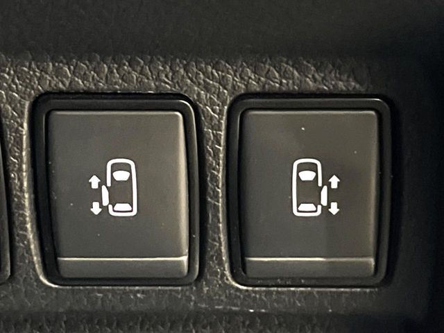 NISSAN ELGRAND 2023 Image 31