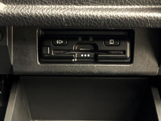 NISSAN ELGRAND 2023 Image 31