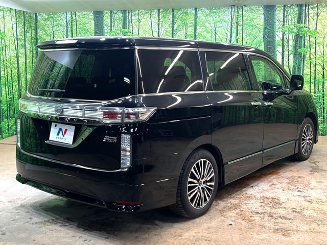NISSAN ELGRAND 2023 Image 31