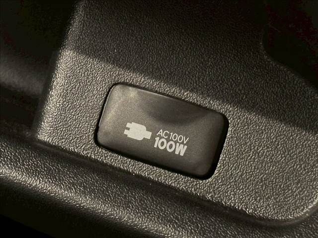 TOYOTA HIACE VAN 2WD 2021 Image 31