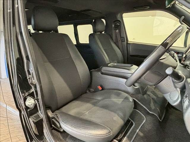 TOYOTA HIACE VAN 2WD 2021 Image 31