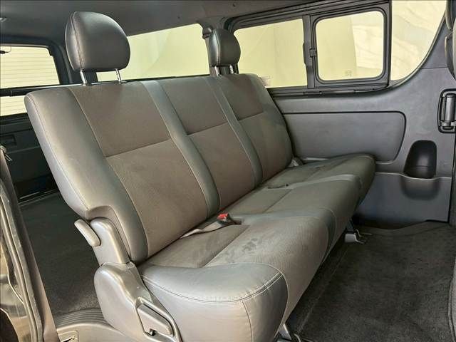TOYOTA HIACE VAN 2WD 2021 Image 31