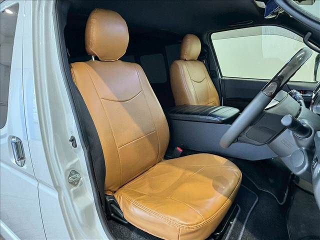 TOYOTA HIACE VAN 4WD 2023 Image 31