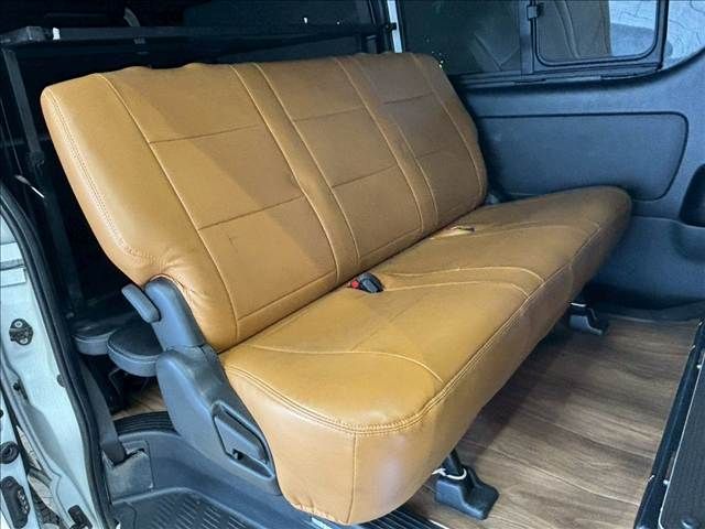 TOYOTA HIACE VAN 4WD 2023 Image 31