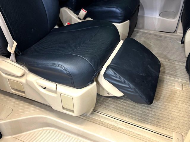 TOYOTA ESTIMA 2012 Image 31