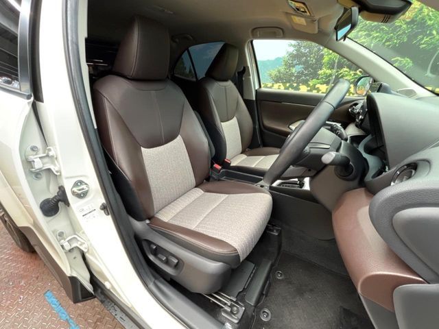 TOYOTA YARIS CROSS HYBRID 2020 Image 31