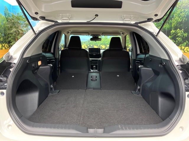 TOYOTA YARIS CROSS HYBRID 2020 Image 31