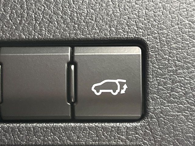 TOYOTA LEXUS NX300 AWD 2019 Image 31