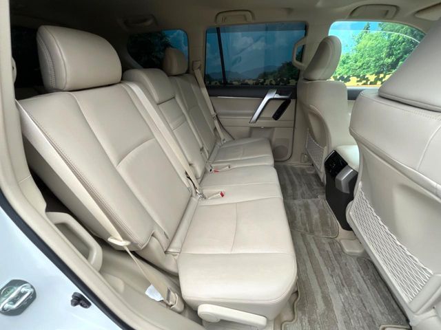 TOYOTA LANDCRUISER PRADO 2023 Image 31